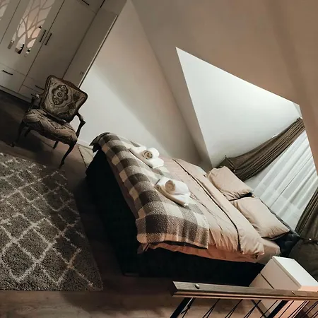 Marigold Centar Ns * Újvidék